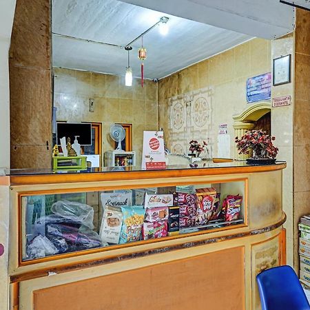 Oyo 90238 Hotel Nusantara จิเรบอน ภายนอก รูปภาพ